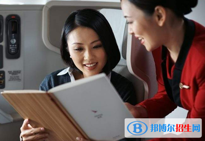湖北2021年职高好还是航空服务学校好
