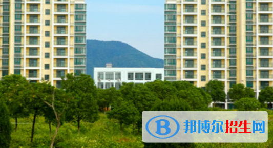 安庆医药高等专科学校2021年学费、收费多少