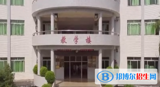 广东厨艺技工学校2021年招生办联系电话