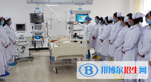 广州2021年中专学卫校有前途吗