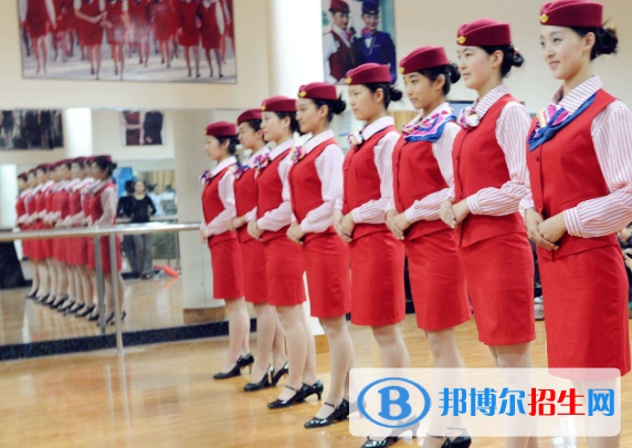 武汉2021年现在航空服务学校学什么专业好
