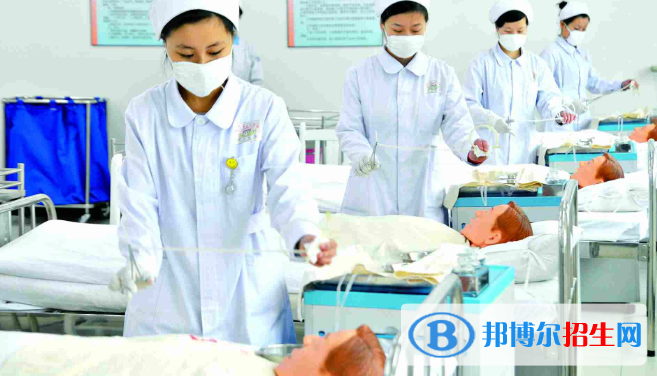 广州2021年女生学卫校有前途吗