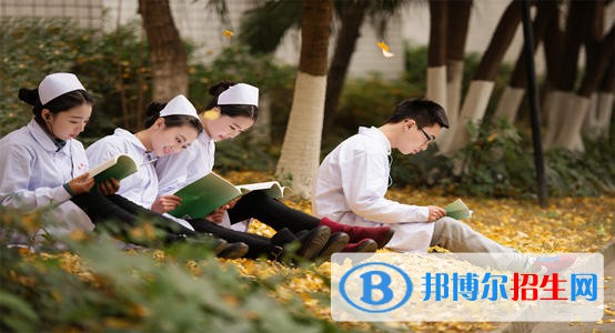 成都2021年女生学什么卫校好