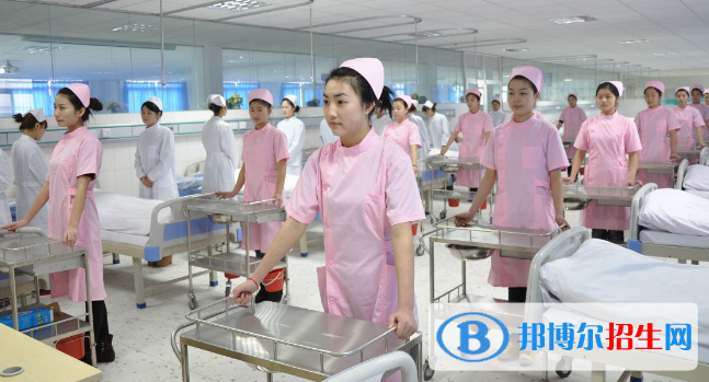 广州初中生上卫校好不好