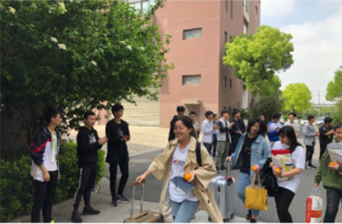 昆山花桥国际商务城中等专业学校2021年报名条件、招生要求、招生对象