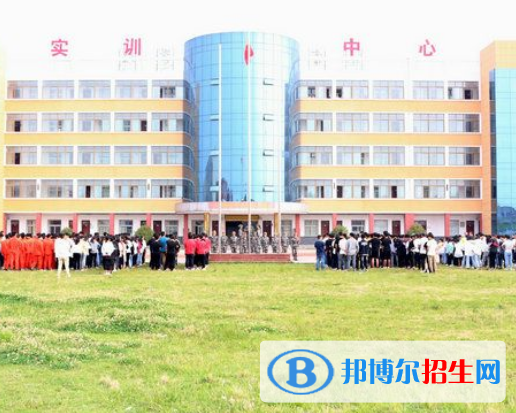 霍邱工业学校地址在哪里