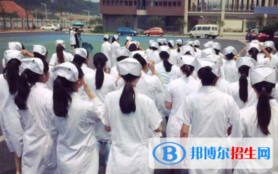 兰州2021年卫校和幼师哪个好