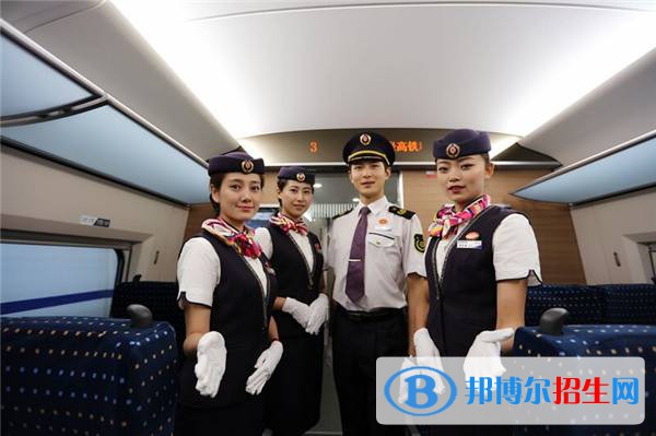 合肥2021年初中生读铁路学校好吗