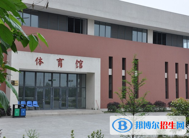 成都2021年初中毕业可以去中专学校吗