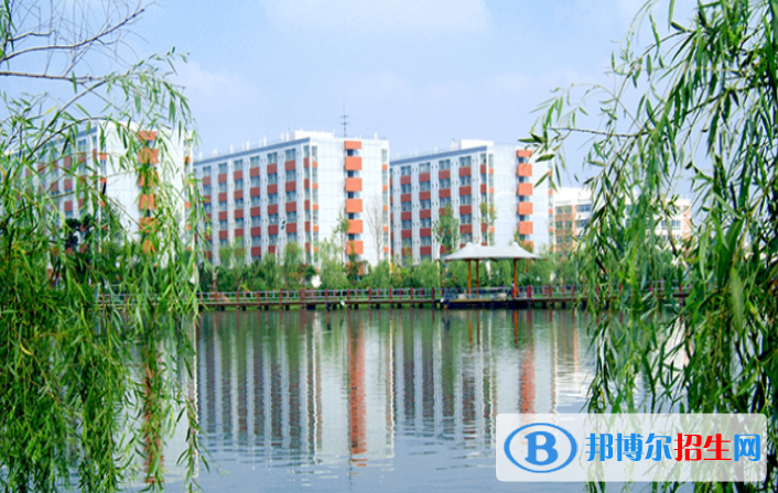 成都2021年初中生可以上中专吗