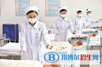 兰州2021年卫校好还是大专好