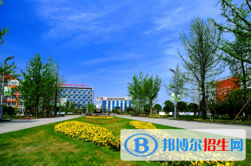 成都2021年职高和中专学校有哪些区别