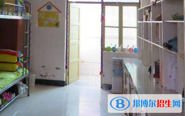 成都猛追湾中学2021年宿舍条件