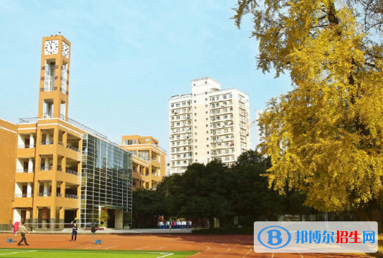成都第八中学2021年排名