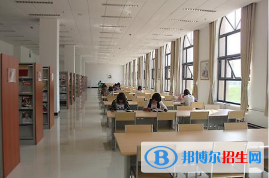 温江万春镇中学网站网址 