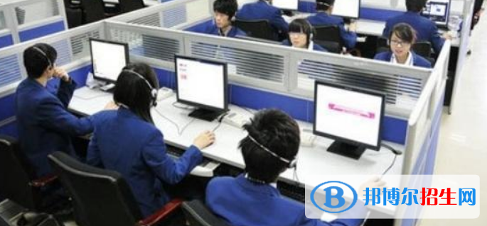 成都2021年读电子商务学校一年要多少钱