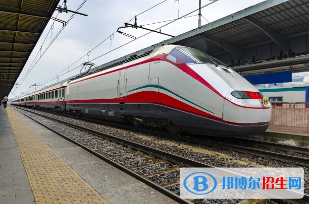 重庆2021年轨道交通学校报名时间