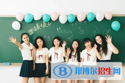 甘肃2021年上中专学校能考大学吗