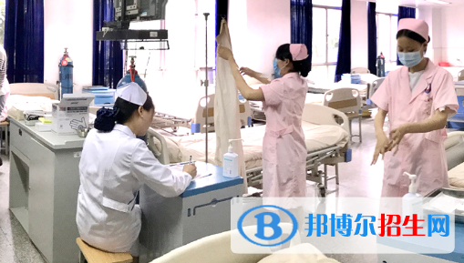 成都成医一附院护士学校
