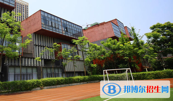 成都汽车职业技术学校