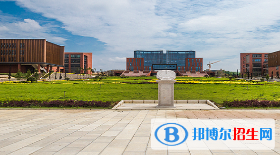 安顺职业技术学院五年制大专是几专
