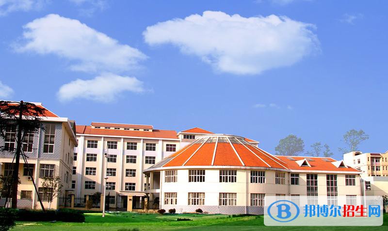 广西2021年上中专学校要初中毕业证吗
