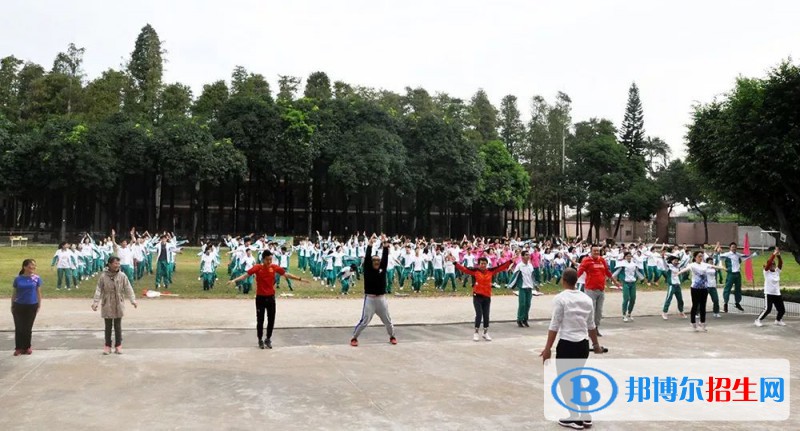 曲靖市华才职业技术学校地址在哪里