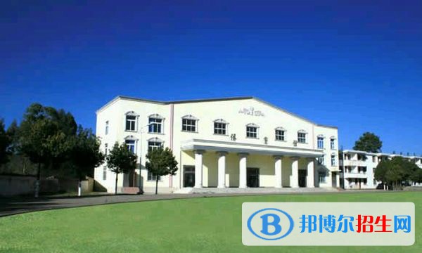 楚雄医药高等专科学校五年制大专2021年招生简章