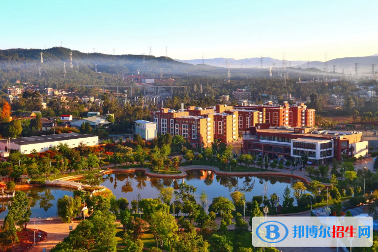 楚雄医药高等专科学校五年制大专怎么样、好不好