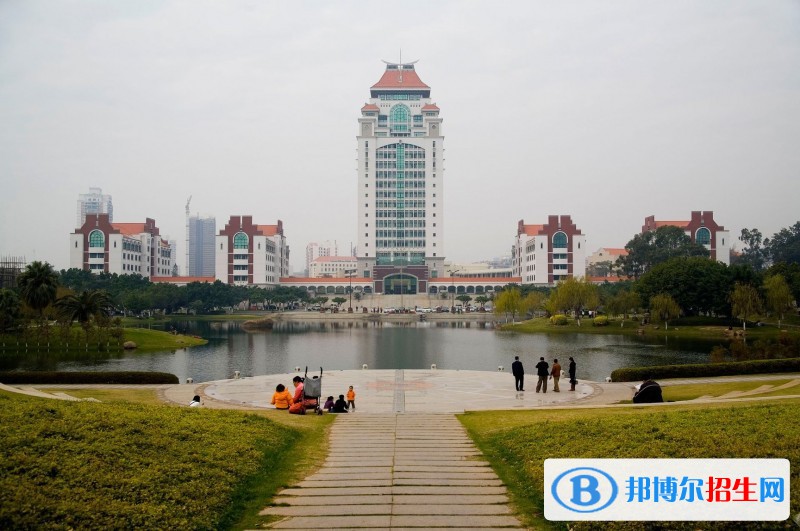 西双版纳职业技术学院五年制大专网站网址