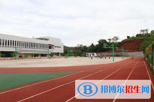 眉山华西航空旅游学校2021年招生录取分数线