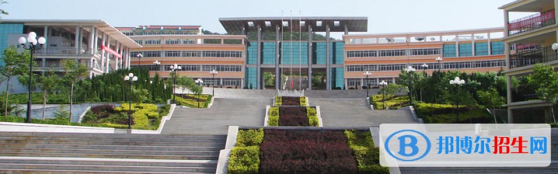 威海卫生学校2021年学费、收费多少
