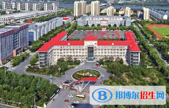 诸城市高级技工学校