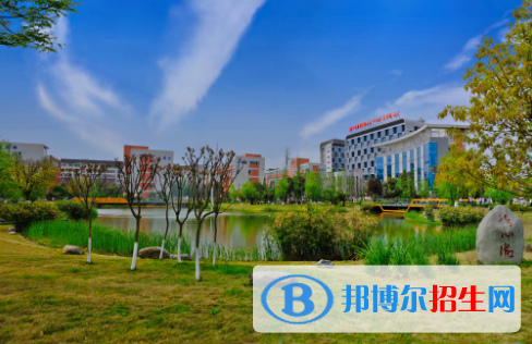 成都2021年初中毕业读什么中专学校好