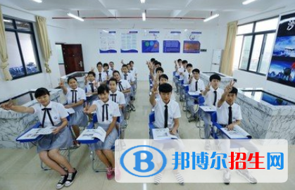 甘肃2021年上中专学校要分数吗