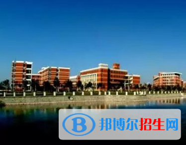 四川2021年中专学校学费多少钱