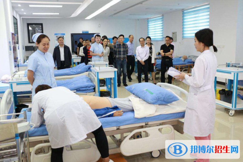 重庆2022年读什么护理学校最好