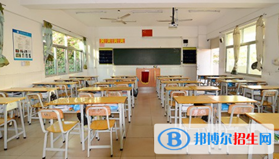 四川2021年中专男孩子学什么专业