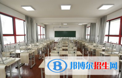 甘肃2021年读中专学校多少钱