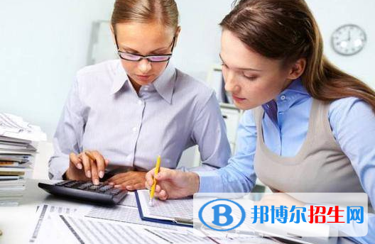 甘肃2021年女生读中专学校学什么专业好