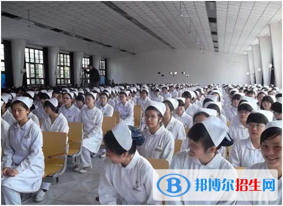 昆明2021年卫校怎样报名