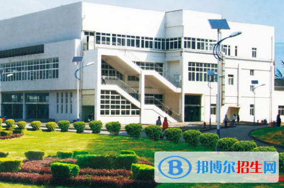 成都2021年中专找什么工作