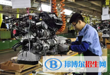 甘肃2021年男孩子中专学什么好