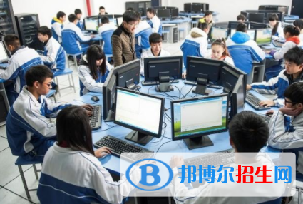 甘肃2021年中专有什么专业适合男生