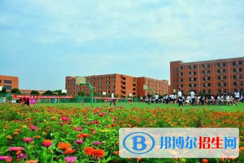 成都五月花技师学院2021年招生办联系电话