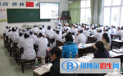 四川2021年护理学校一般读几年