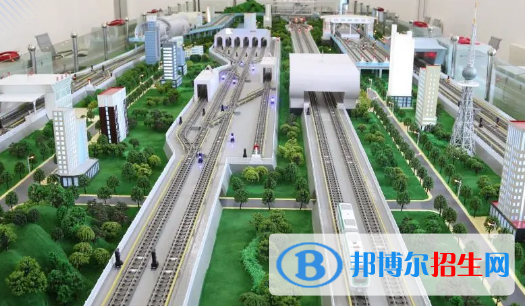 贵州2021年轨道交通学校多少钱