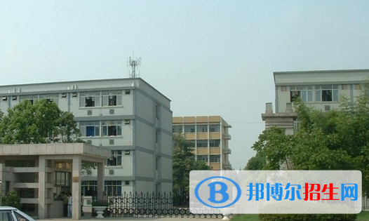浙江水电技工学校