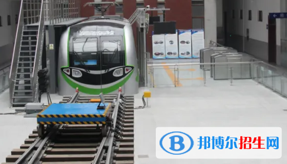 贵州2021年轨道交通学校的分数线