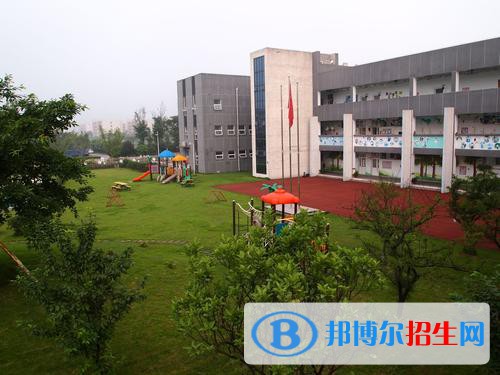 成都2021年中专跟大专有什么区别